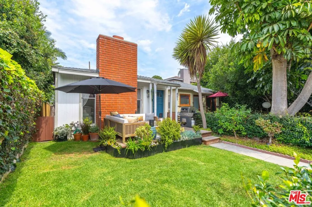 851 Oxford Avenue Marina del Rey, CA 90292