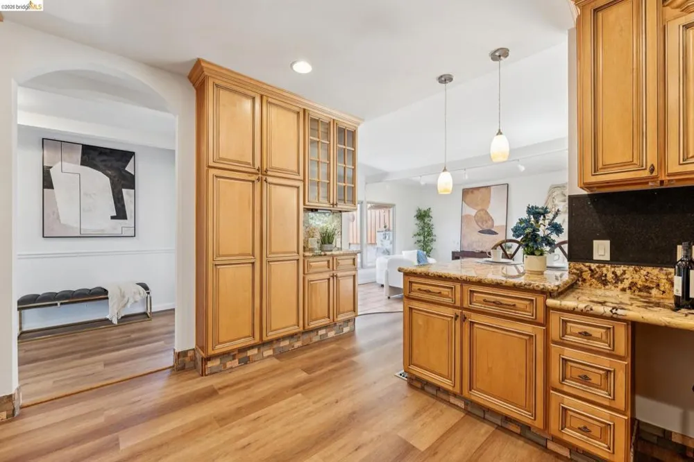 7 Knickerbocker Lane Orinda, CA 94563