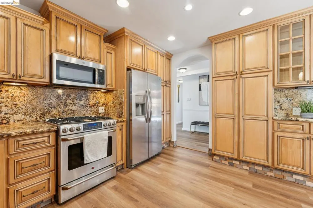 7 Knickerbocker Lane Orinda, CA 94563