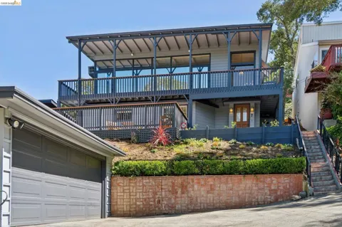 7 Knickerbocker Lane