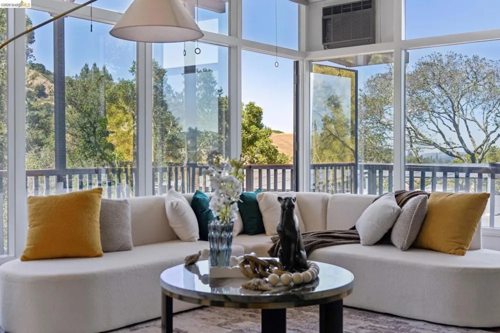 7 Knickerbocker Lane Orinda, CA 94563