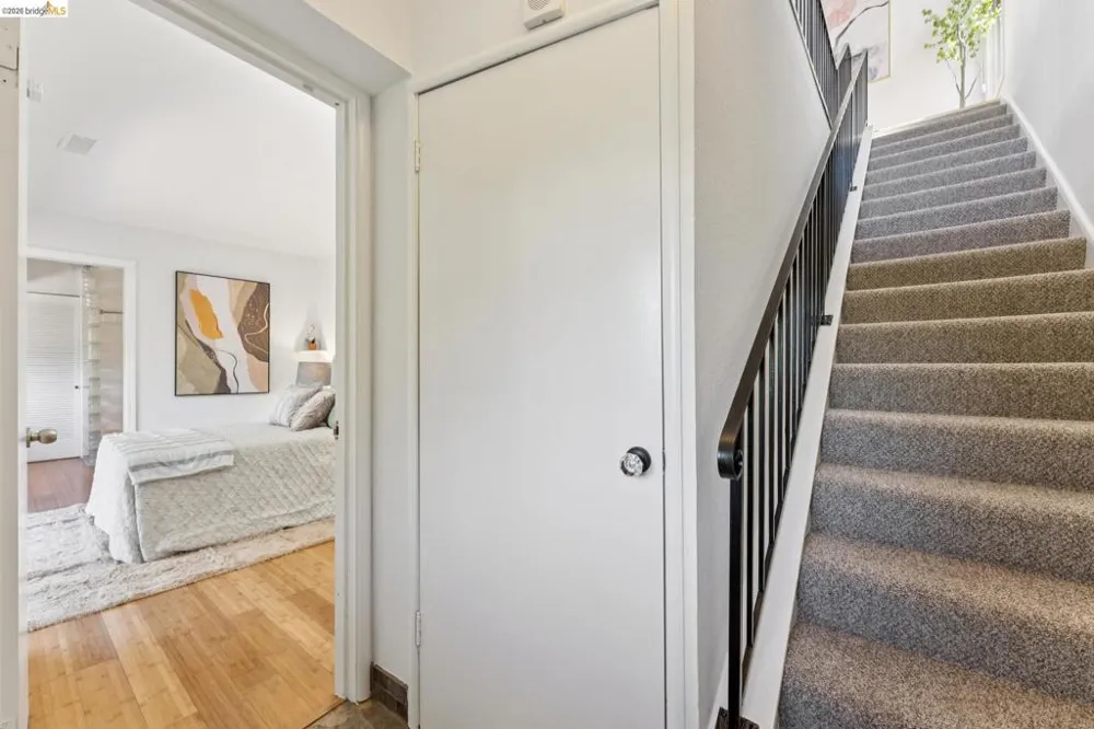 7 Knickerbocker Lane Orinda, CA 94563