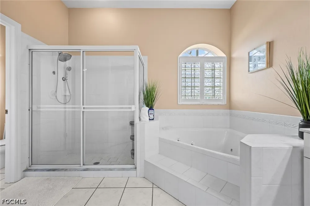 SW 37th Lane Cape Coral, FL 33914