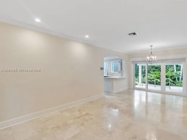 615 Santurce Ave Coral Gables, FL 33143