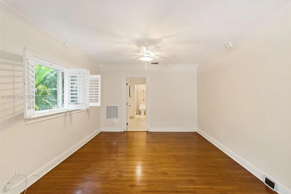 615 Santurce Ave Coral Gables, FL 33143