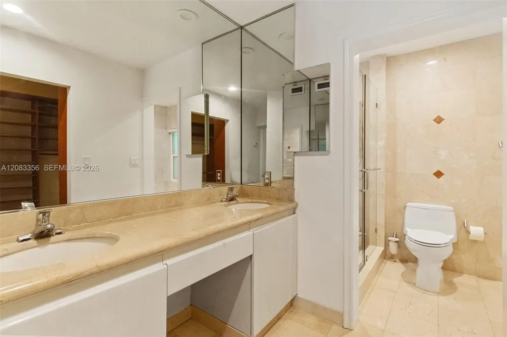 615 Santurce Ave Coral Gables, FL 33143