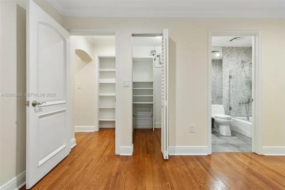 615 Santurce Ave Coral Gables, FL 33143