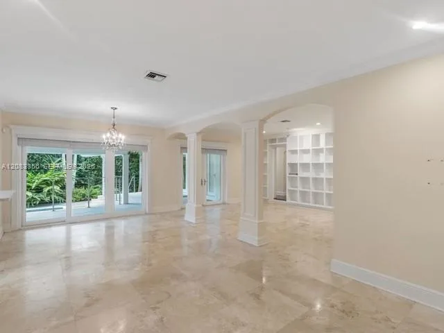 615 Santurce Ave Coral Gables, FL 33143