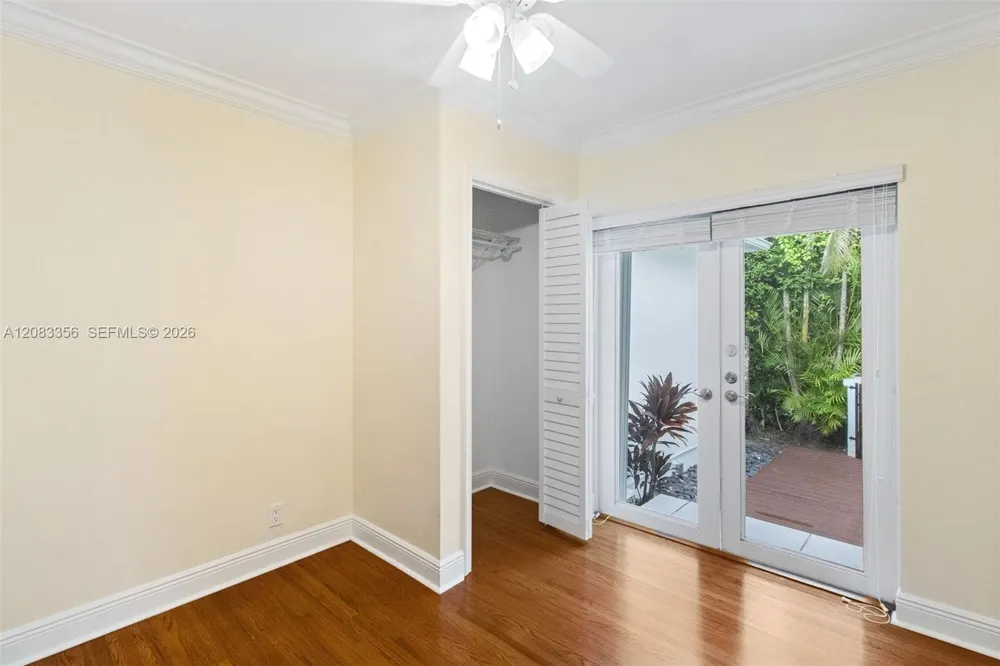 615 Santurce Ave Coral Gables, FL 33143
