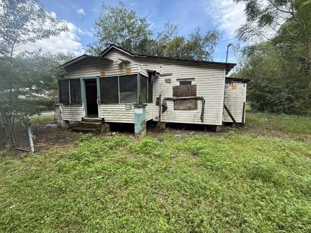 111 CEDAR AVENUE Palatka, FL 32177