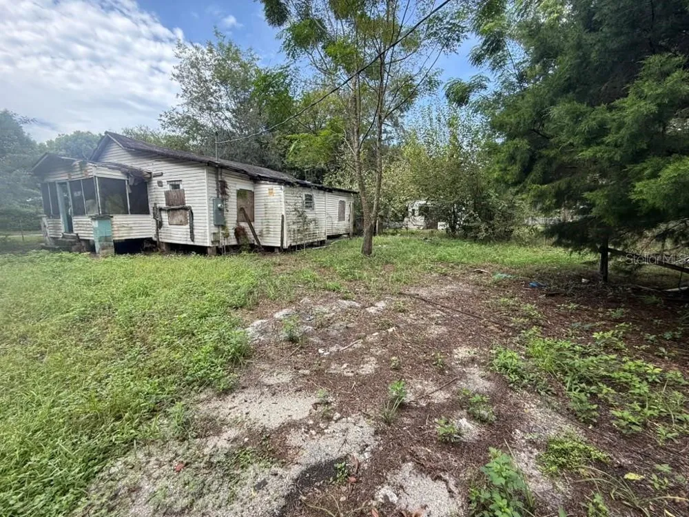 111 CEDAR AVENUE Palatka, FL 32177