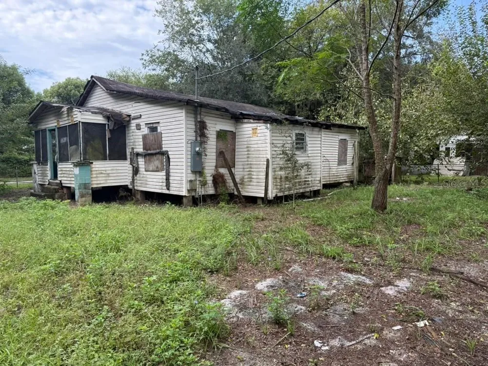 111 CEDAR AVENUE Palatka, FL 32177