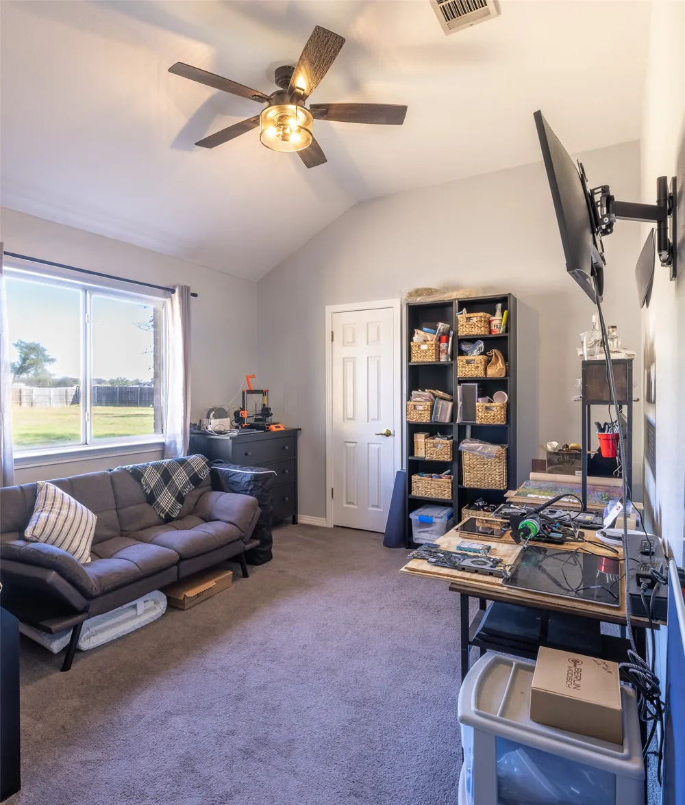 129 Wamel Way Cedar Creek, TX 78612