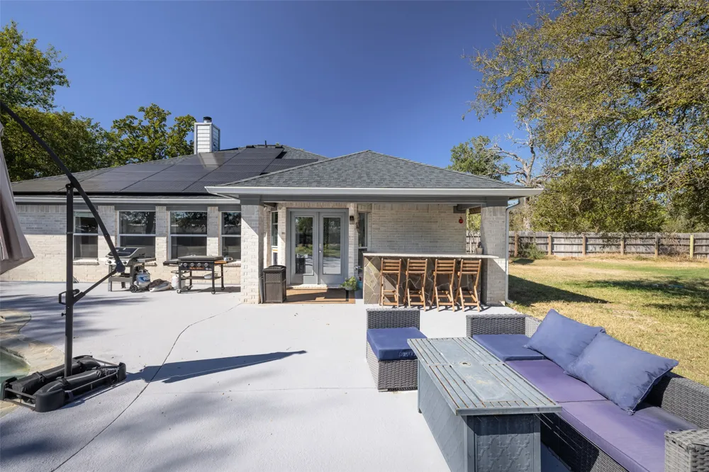 129 Wamel Way Cedar Creek, TX 78612