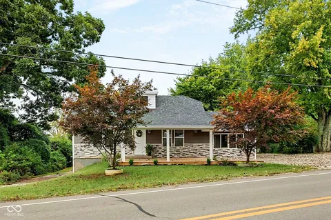 1201 State Road 157