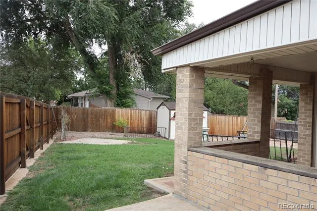 6498 Ingalls Court Arvada, CO 80003