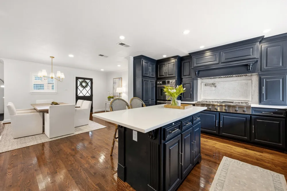 10127 Coppedge Lane Dallas, TX 75229