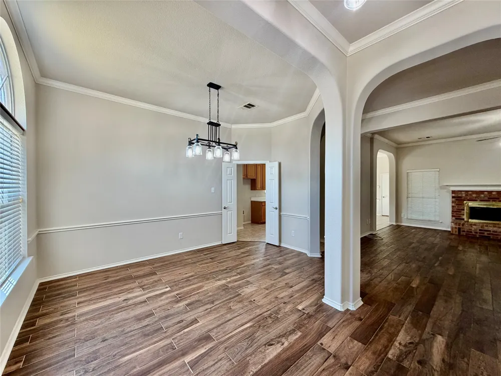 4611 Harvest Lane Sachse, TX 75048