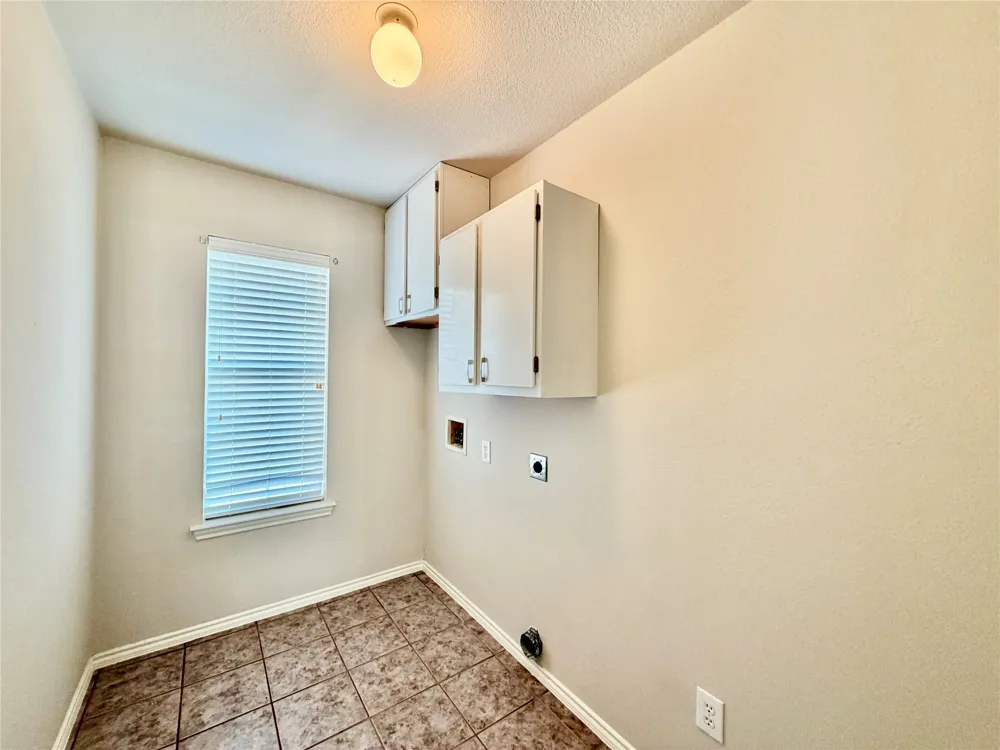4611 Harvest Lane Sachse, TX 75048