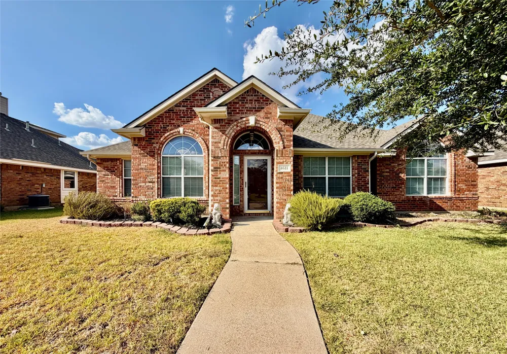 4611 Harvest Lane Sachse, TX 75048