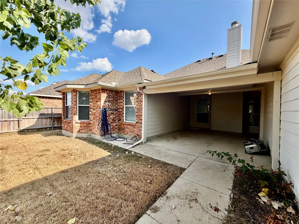 4611 Harvest Lane Sachse, TX 75048