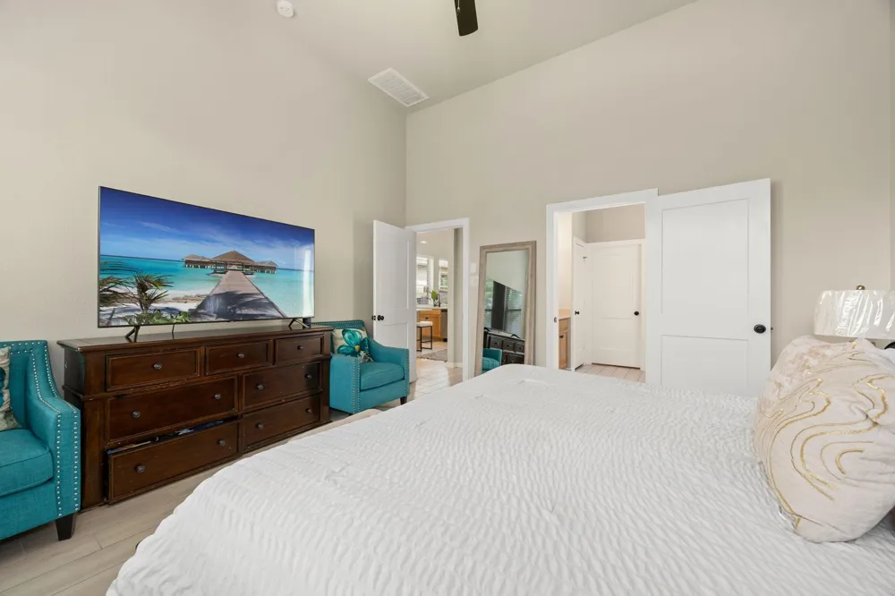 318 Cascade Heights Drive Montgomery, TX 77316