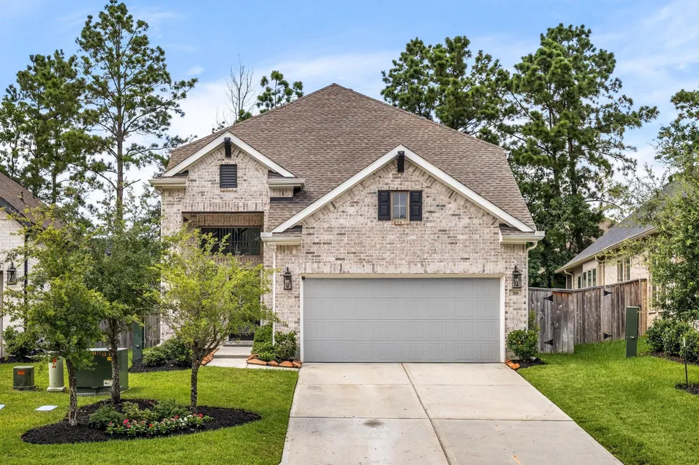 318 Cascade Heights Drive Montgomery, TX 77316