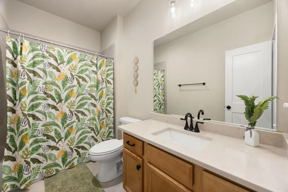 318 Cascade Heights Drive Montgomery, TX 77316