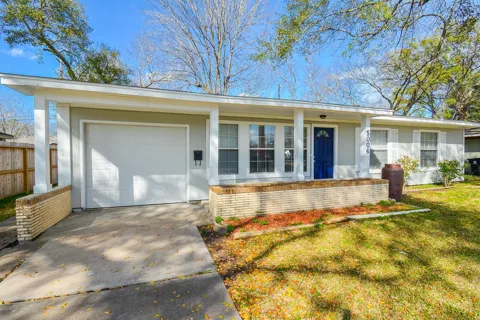 5006 Libbey Lane