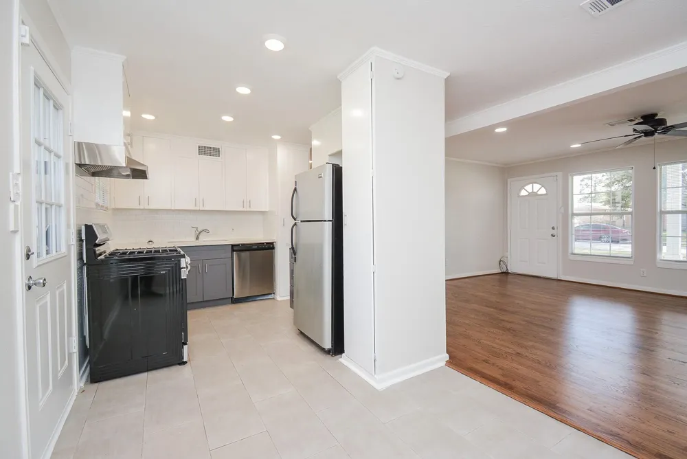 5006 Libbey Lane Houston, TX 77092