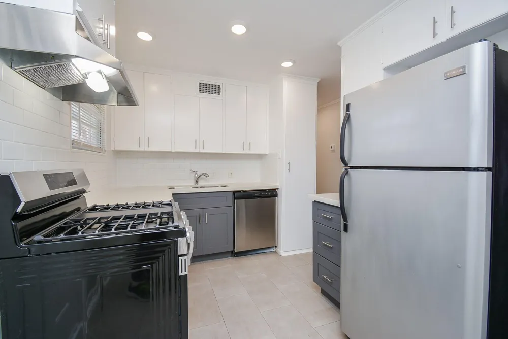 5006 Libbey Lane Houston, TX 77092