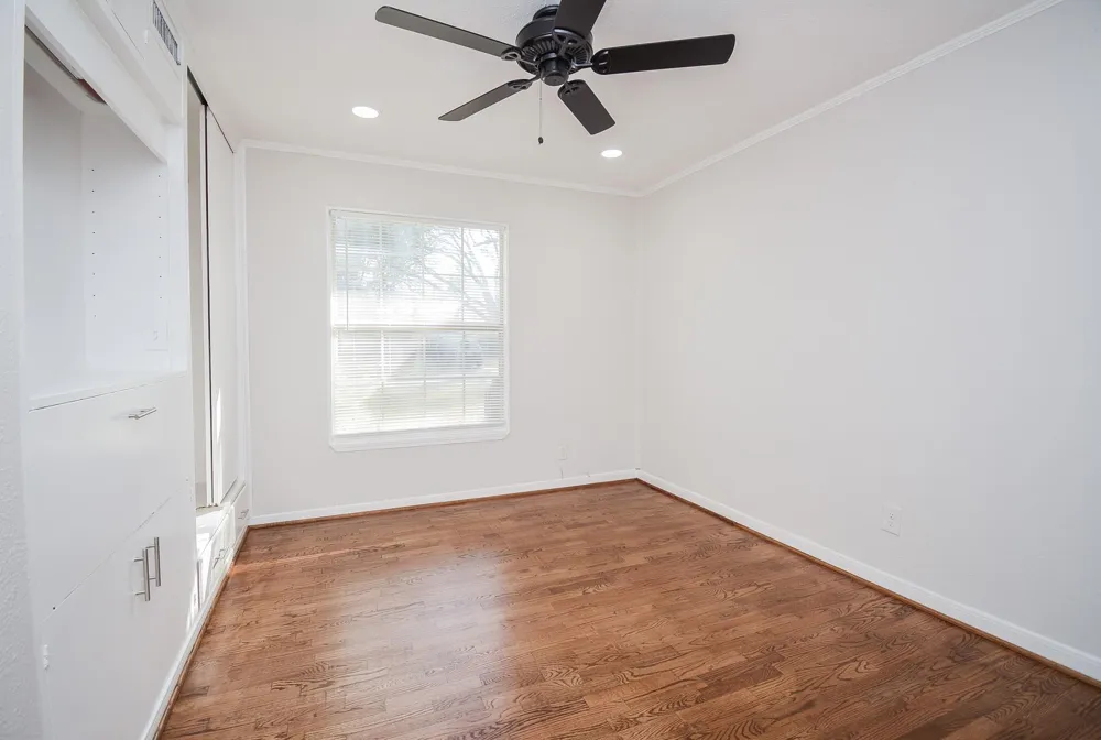 5006 Libbey Lane Houston, TX 77092