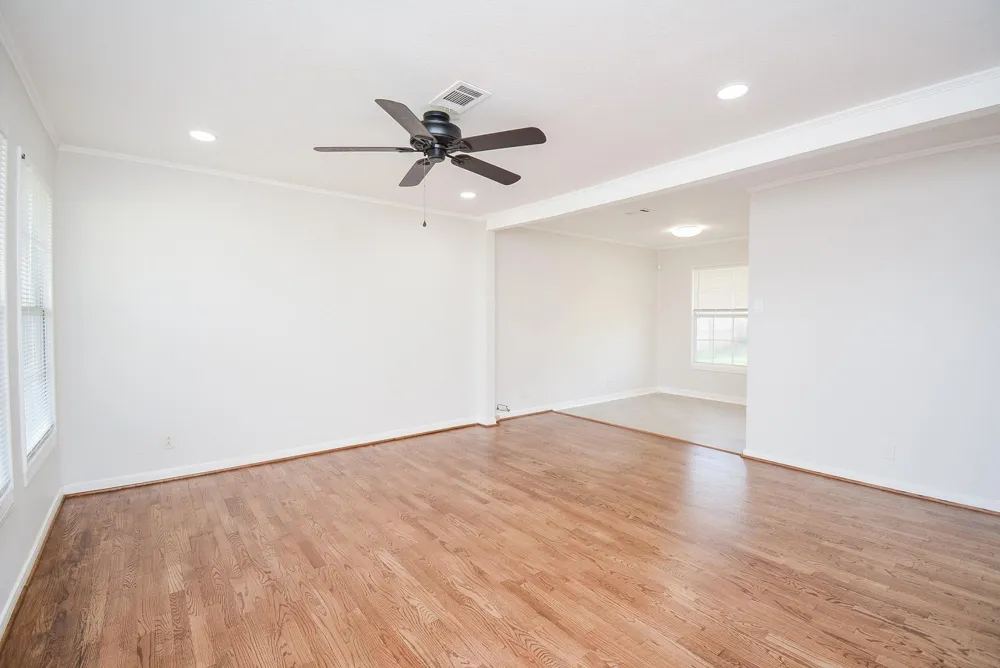 5006 Libbey Lane Houston, TX 77092