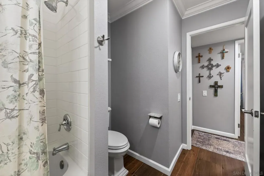 12461 Rios San Diego, CA 92128