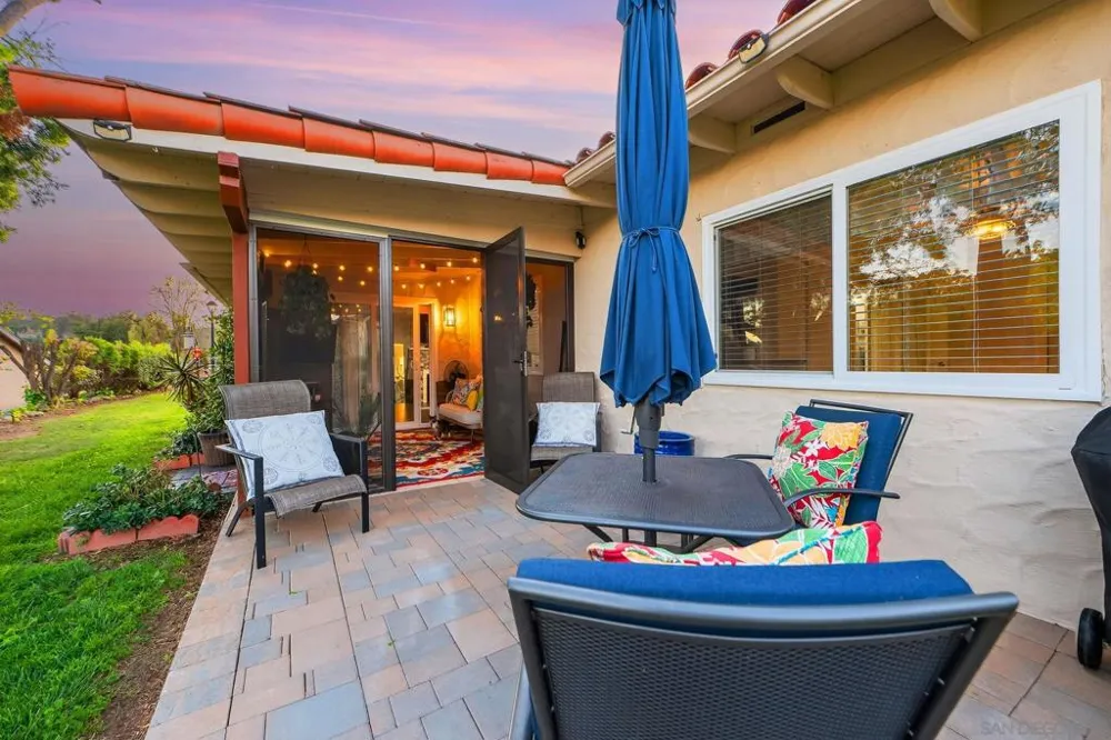 12461 Rios San Diego, CA 92128