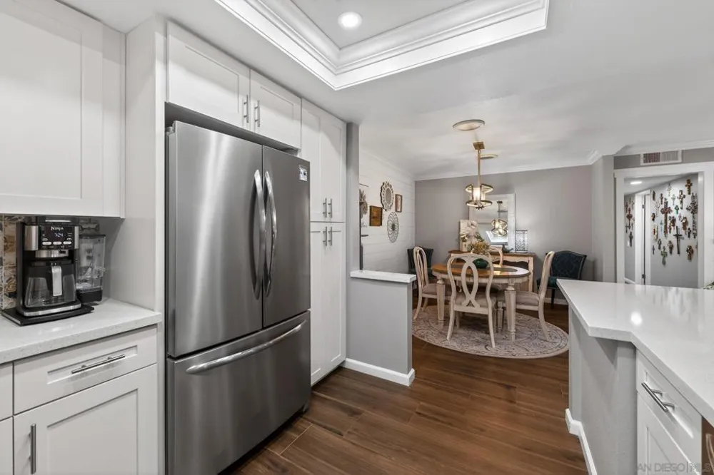 12461 Rios San Diego, CA 92128