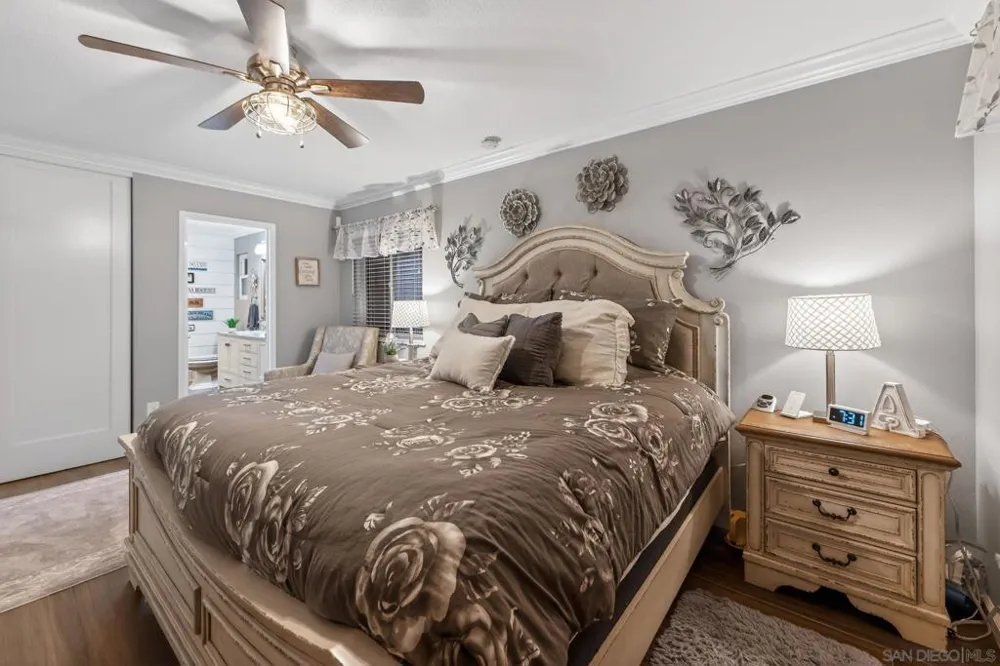 12461 Rios San Diego, CA 92128