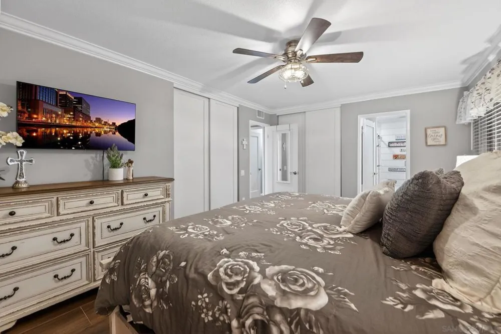 12461 Rios San Diego, CA 92128