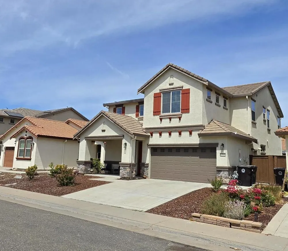 12571 Aviston Way Rancho Cordova, CA 95742