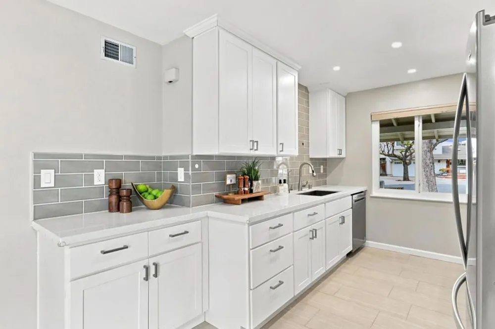 1729 Jeffery Court Santa Clara, CA 95051