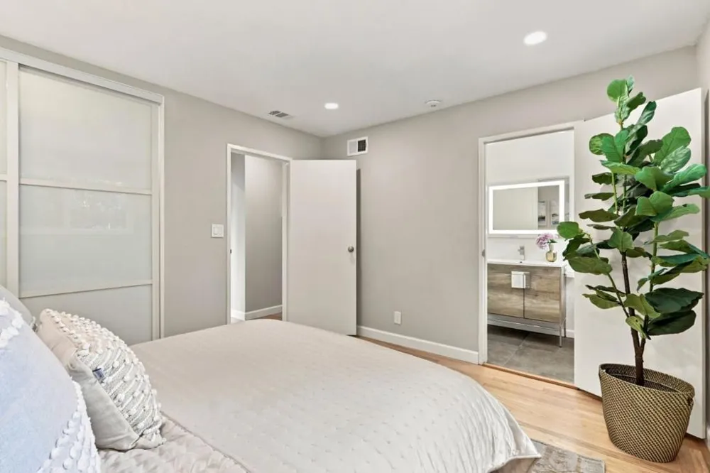 1729 Jeffery Court Santa Clara, CA 95051