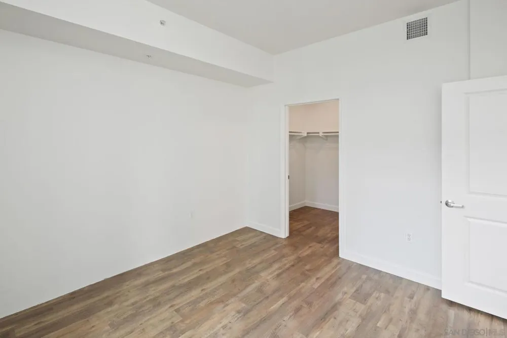 253 10th Ave #632 San Diego, CA 92101