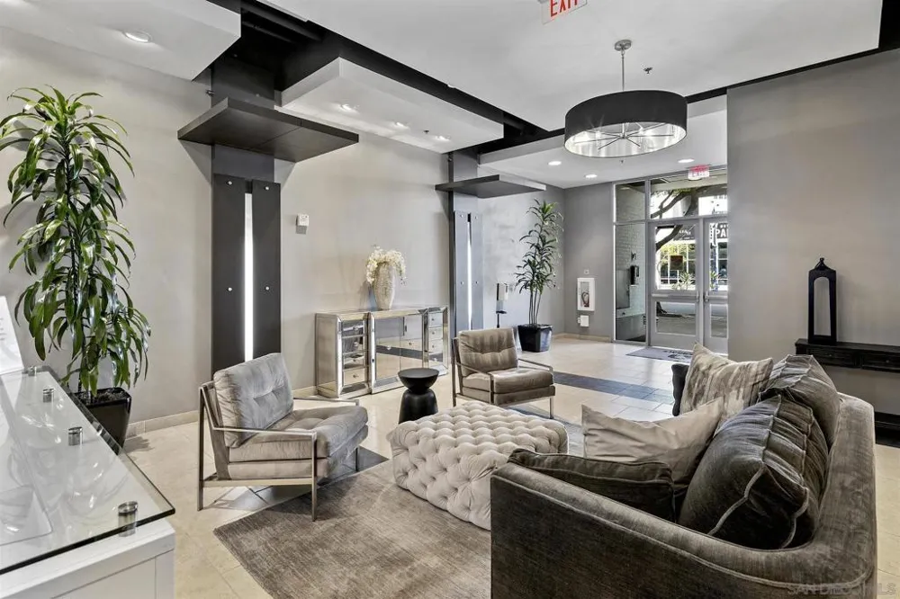 253 10th Ave #632 San Diego, CA 92101