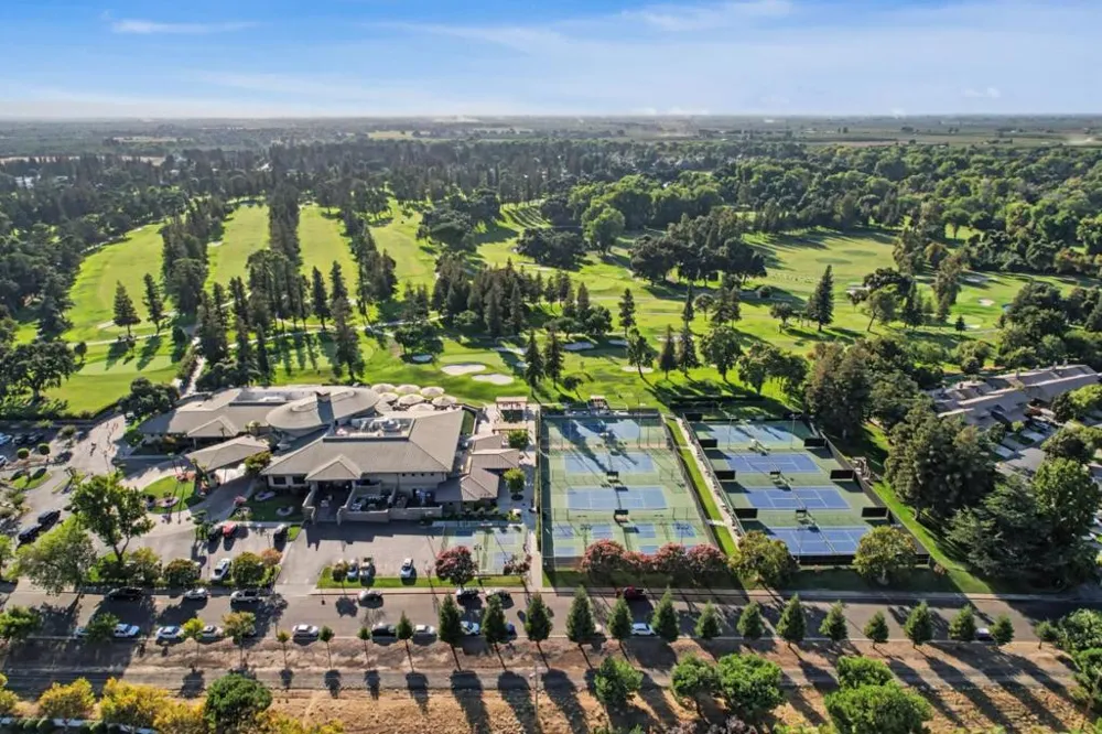 7434 River Nine Drive Modesto, CA 95356