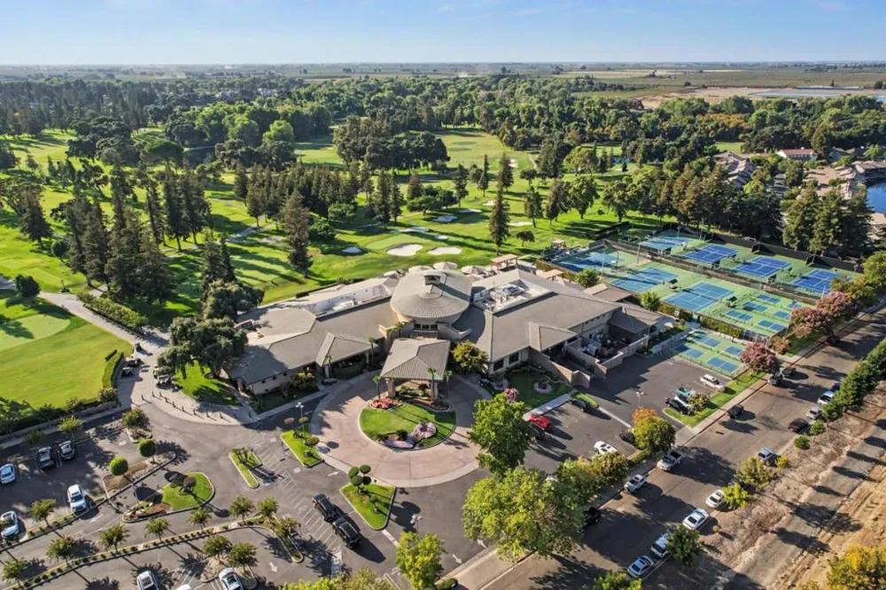 7434 River Nine Drive Modesto, CA 95356