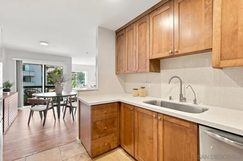 5645 Friars #384 San Diego, CA 92110