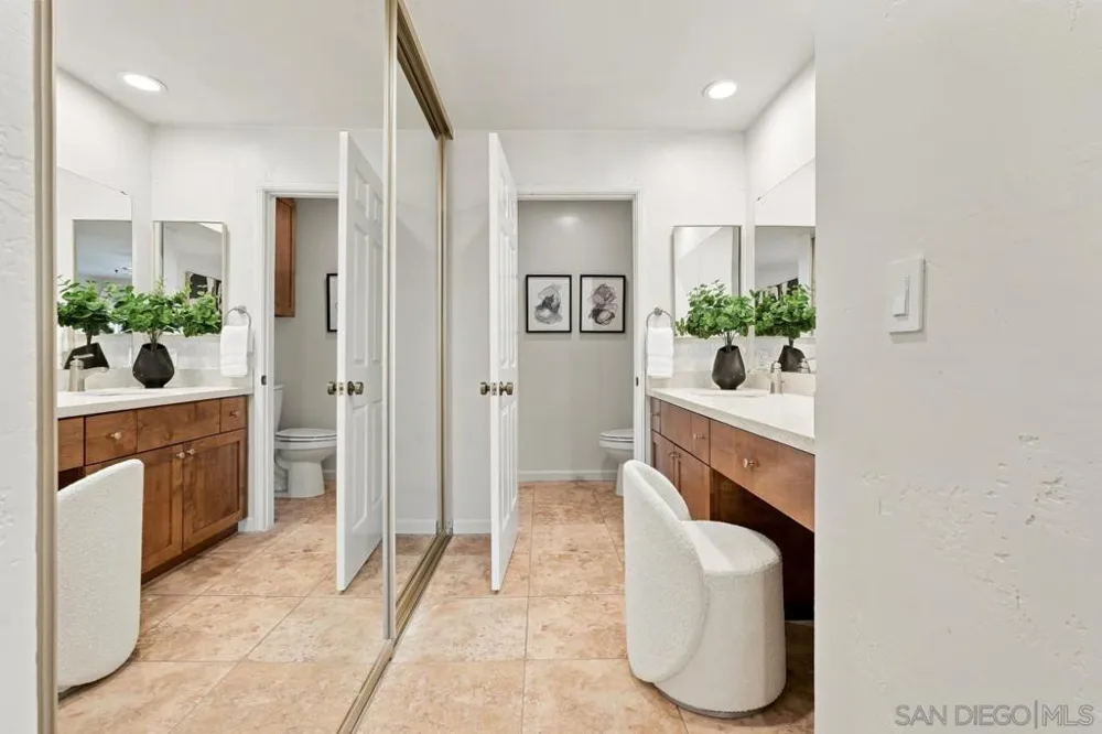 5645 Friars #384 San Diego, CA 92110