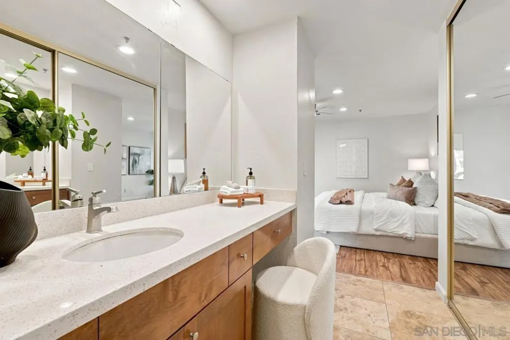 5645 Friars #384 San Diego, CA 92110