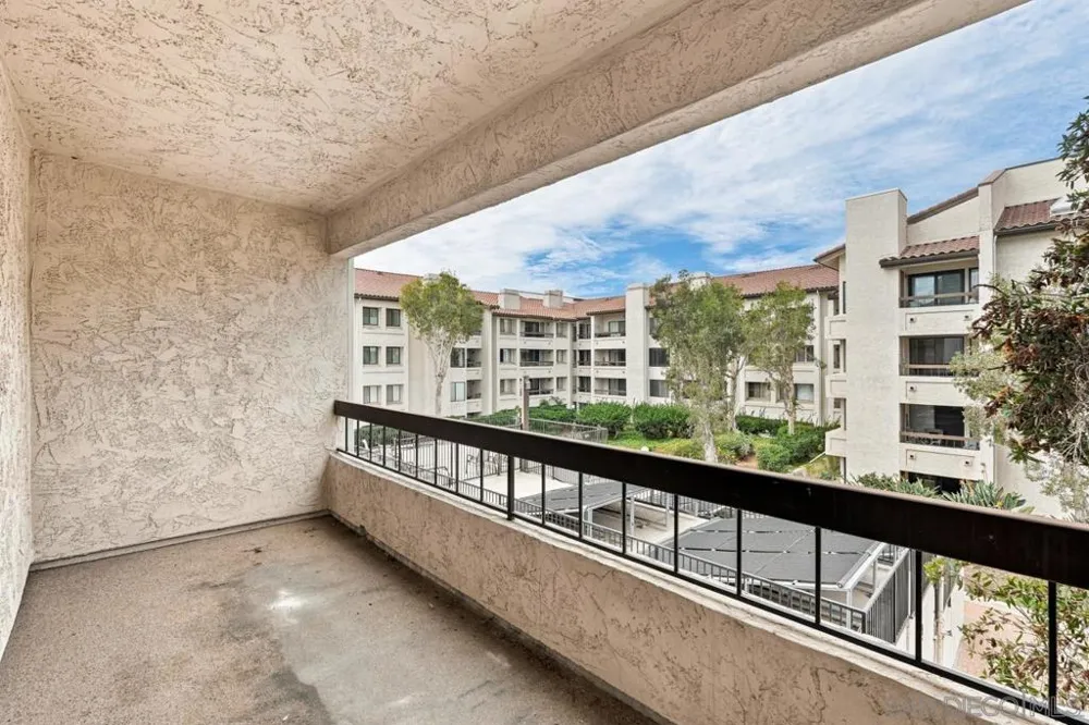 5645 Friars #384 San Diego, CA 92110