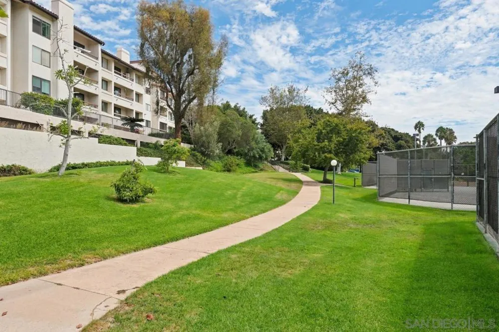 5645 Friars #384 San Diego, CA 92110